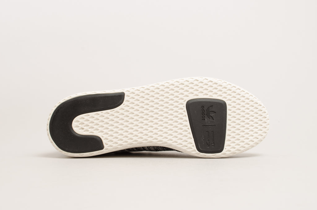 Adidas Pharell Williams Tennis Hu Primeknit Oreo Black/White CQ2630