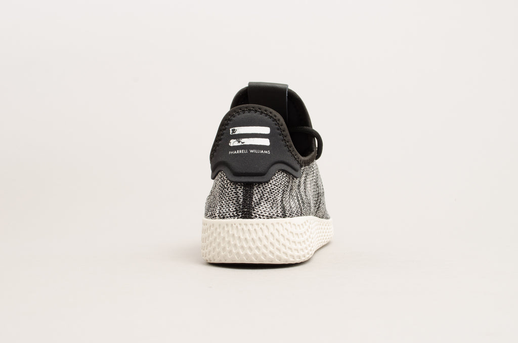 Adidas Pharell Williams Tennis Hu Primeknit Oreo Black/White CQ2630