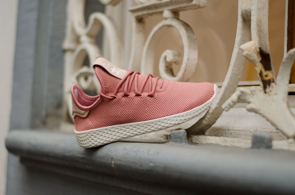 Adidas Pharell Williams Tennis Hu W Ash Pink/Chalk White DB2552