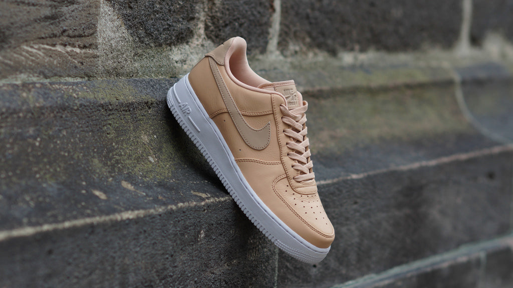 Nike Air Force 1 '07 905345-201