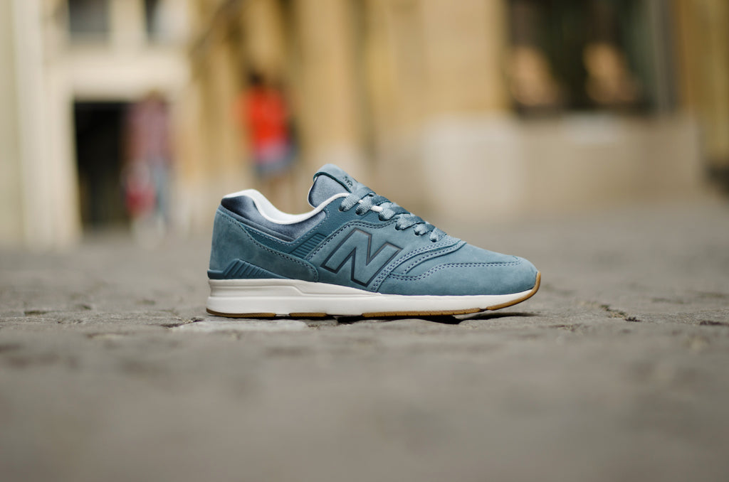 New Balance 697 ( Blue ) WL697PMF