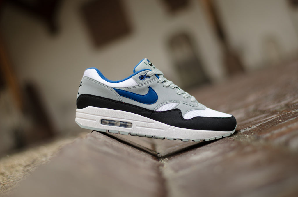 Nike Air Max 1 White Blue Light Pumice Black AH8145-102