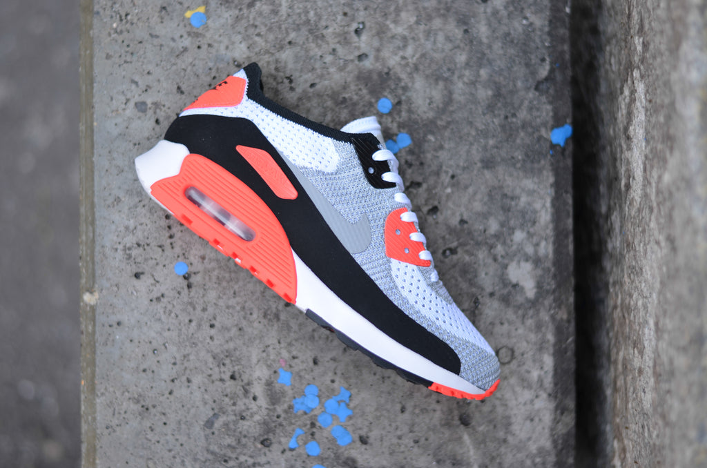 Nike Air Max 90 Ultra 2.0 Flyknit 881109-100