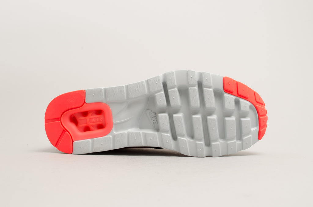 Nike Air Max Zero Essential Black Red Crimson 876070-007