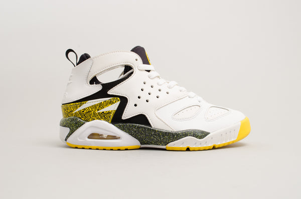 Nike Air Tech Challenge Huarache Agassi White Tour Yellow 630957-100