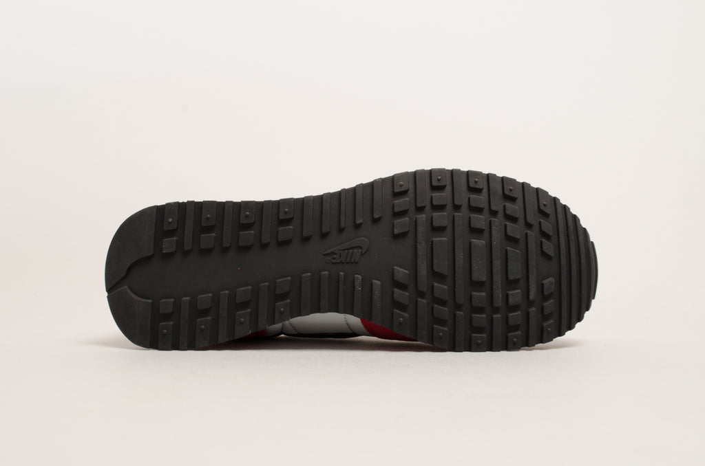Nike Air Vortex Red/White/Black 903896-600