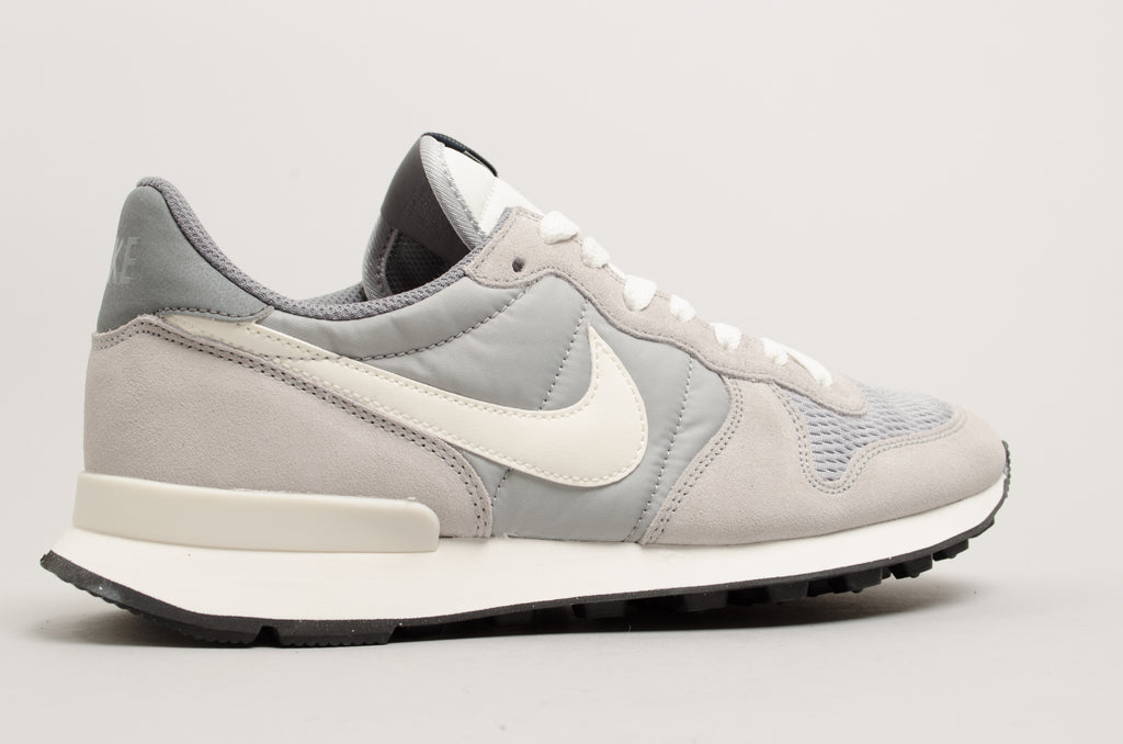 Nike Internationalist 828041-015