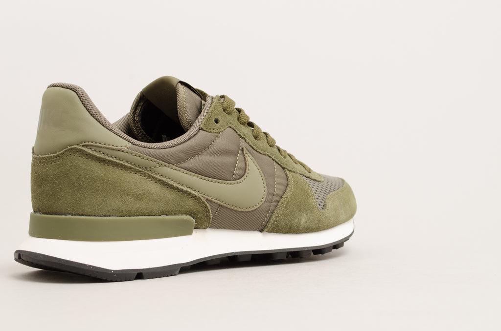 Nike Internationalist SE Medium Olive Green AJ2024-200