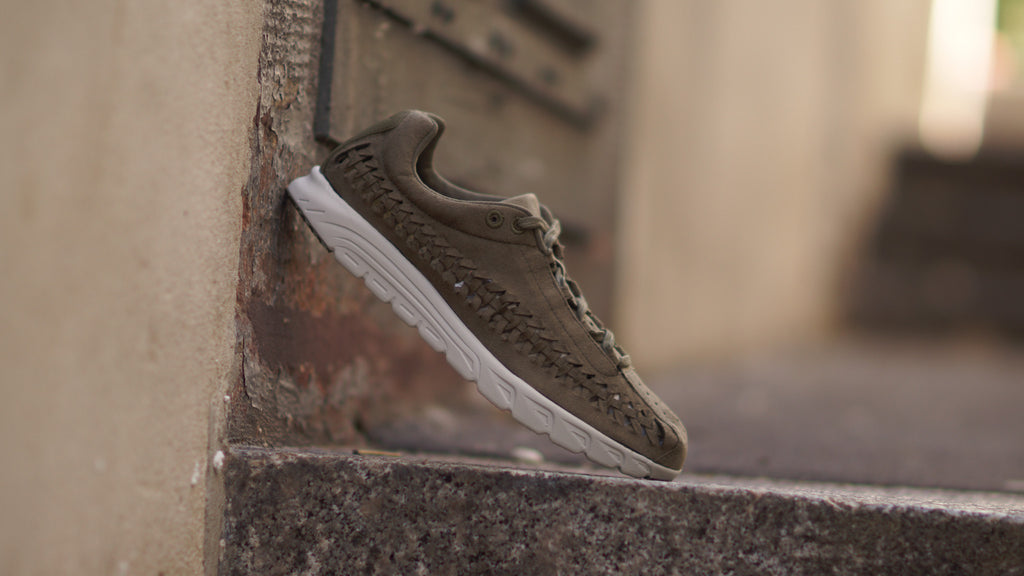 Nike Mayfly Woven 833132-200