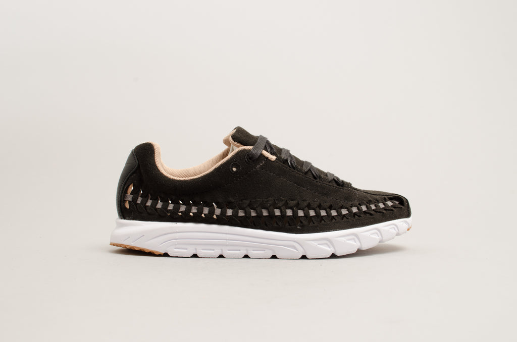 Nike Mayfly Woven Black 833802-002