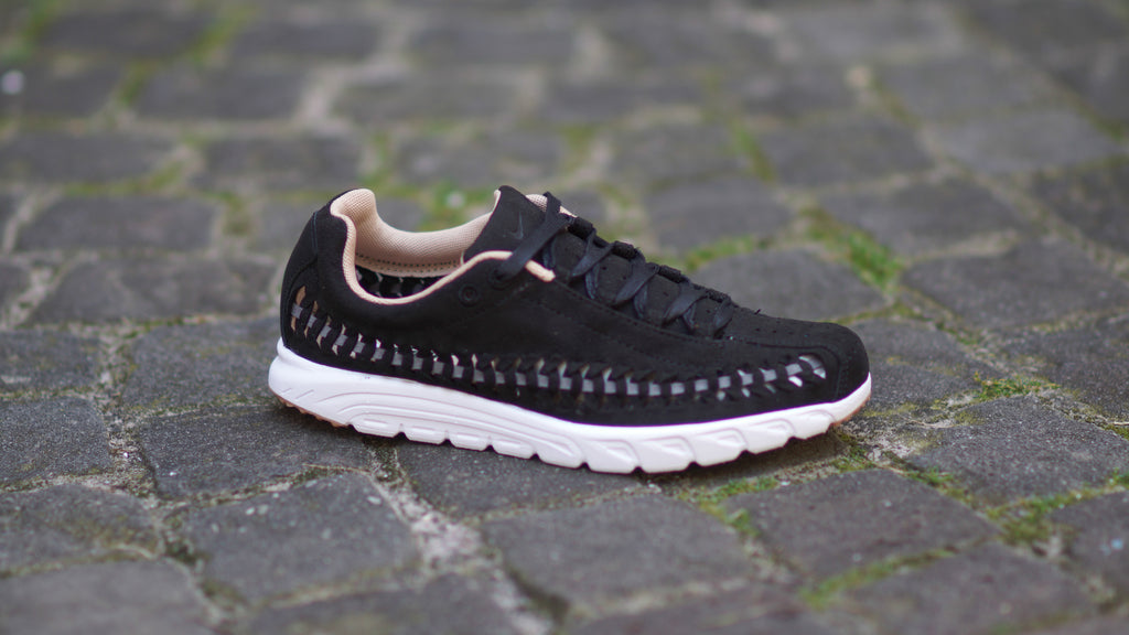 Nike Mayfly Woven Black 833802-002