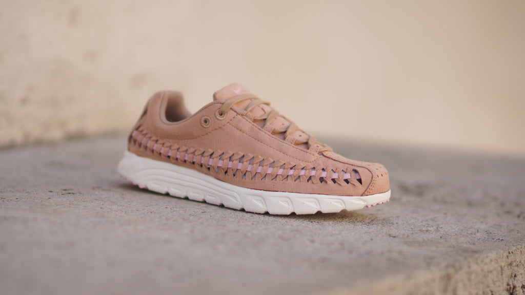 Nike Mayfly Woven 833802-200
