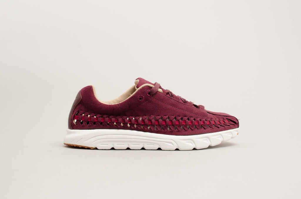 Nike Mayfly Woven Night Maroon 833802-600