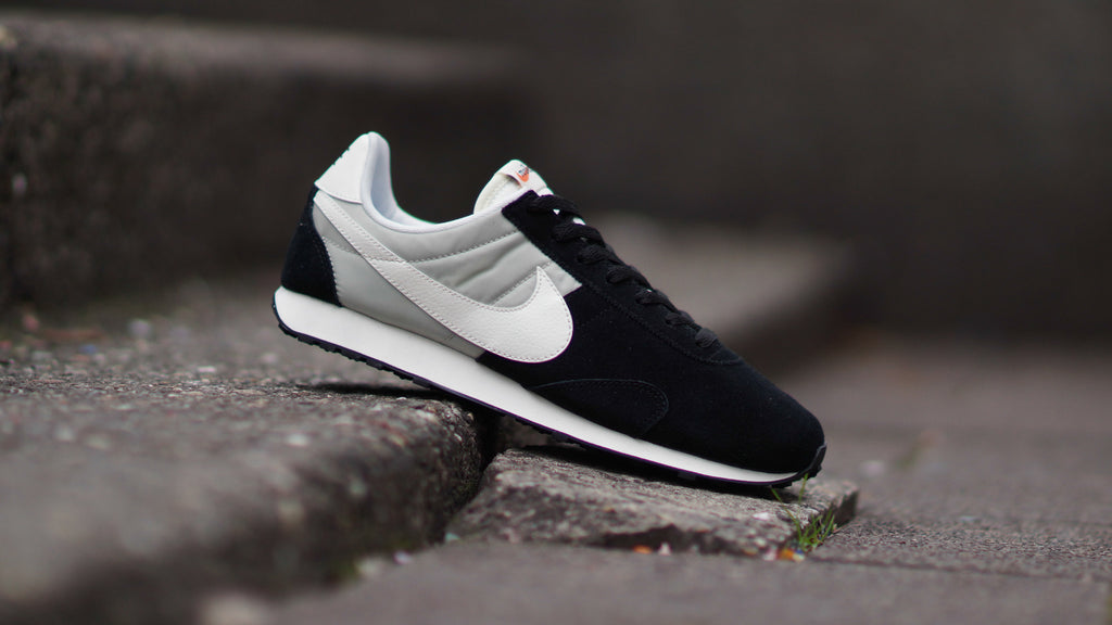 Nike Pre Montreal Racer '17 Black Grey 898031-001