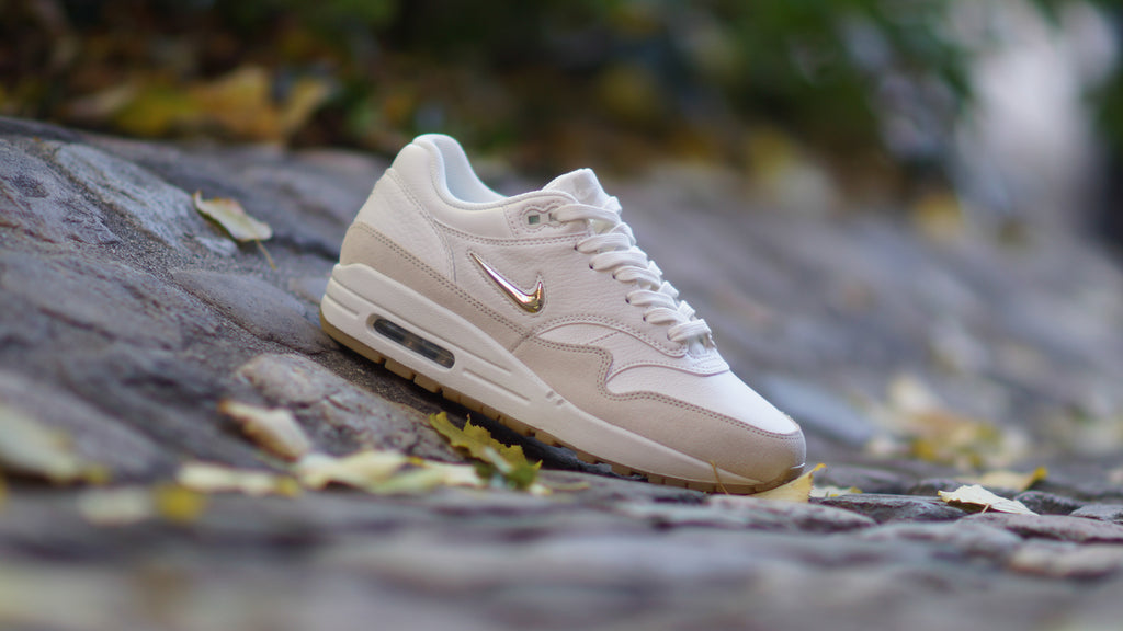 Nike Women's Air Max 1 Premium SC Jewel White/Grey/Gold AA0512-100