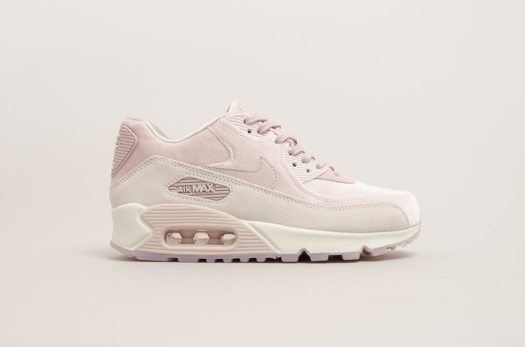 Nike Women's Air Max 90 Luxe Velvet Particle Rose 898512-600
