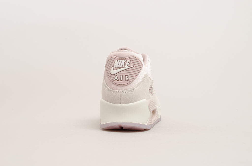 Nike Women's Air Max 90 Luxe Velvet Particle Rose 898512-600