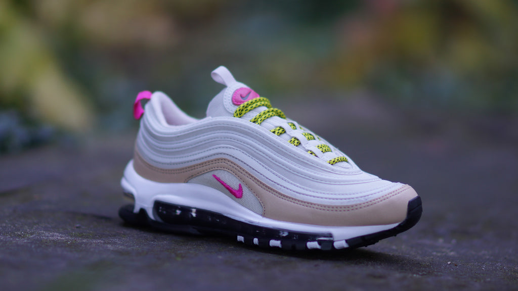 Nike Women's Air Max 97 Light Bone/Deadly Pink 921733-004