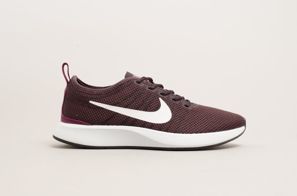 Nike Women's Dualtone Racer Port Bordeaux/White 917682-604