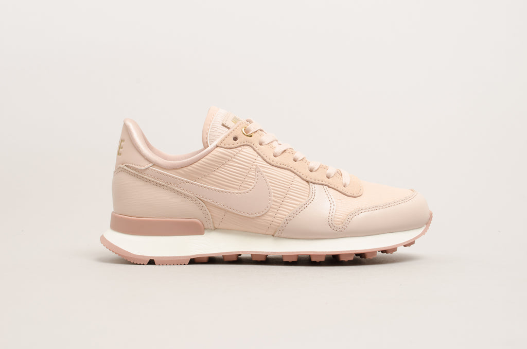 Nike Women's Internationalist Premium Particle Beige 828404-202