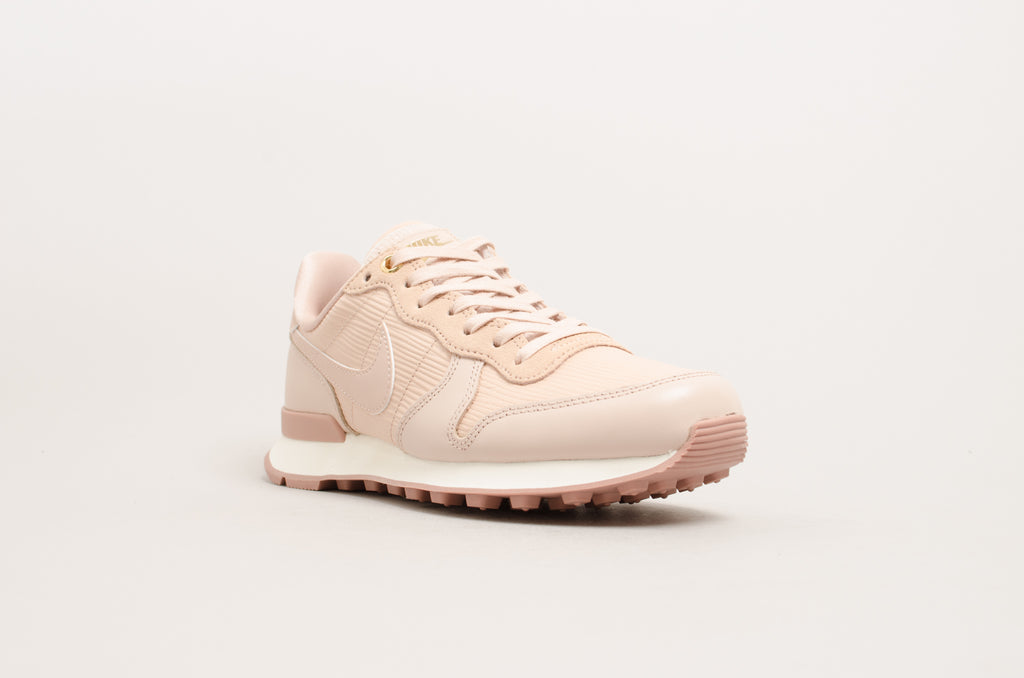 Nike Women's Internationalist Premium Particle Beige 828404-202