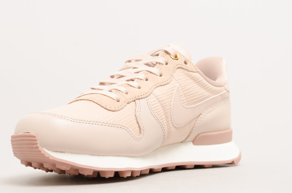Nike Women's Internationalist Premium Particle Beige 828404-202