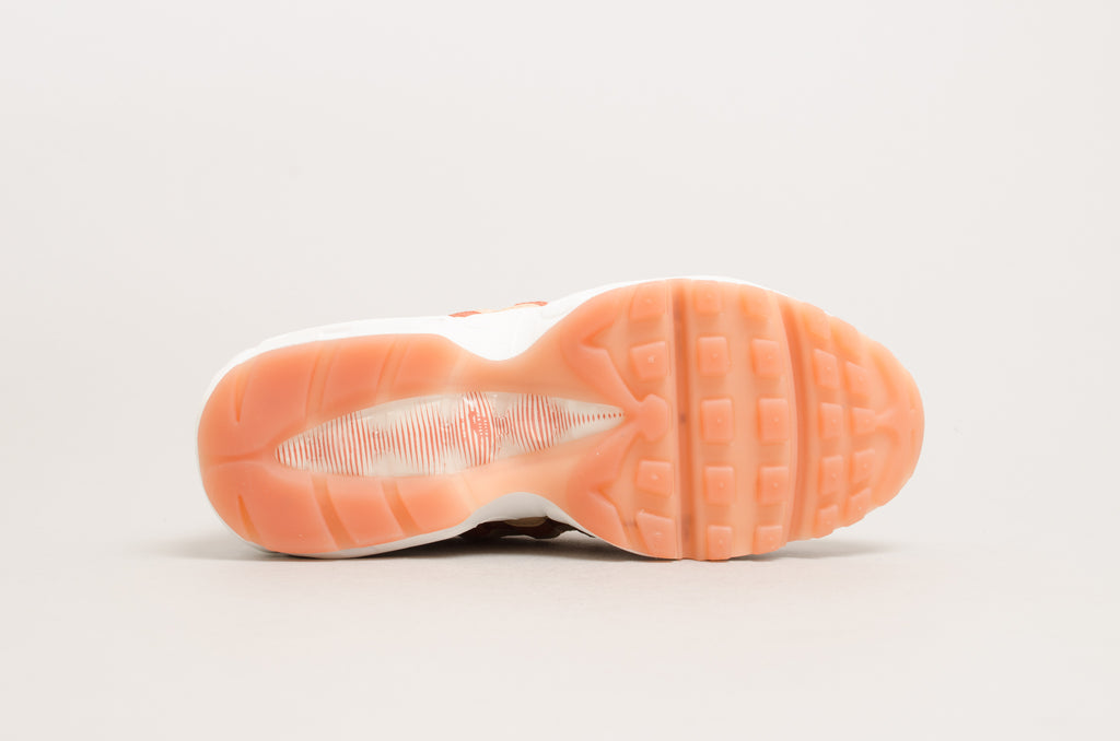 Nike Women's Air Max 95 Luxe "Velvet Pack" Dusty Peach AA1103-201