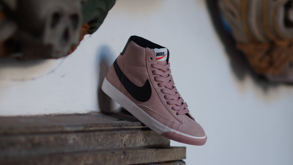 Nike Women's Blazer Mid Suede Vintage Particle Pink/White/Black 917862-601