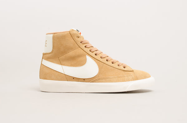 Nike Women's Blazer Mid Vintage Suede Elemental Gold/Sail 917862-700