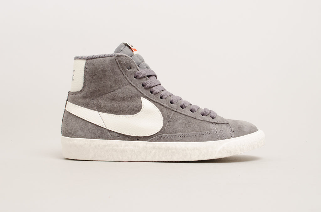Nike Women's Blazer Mid Vintage Suede Grey/White 917862-004