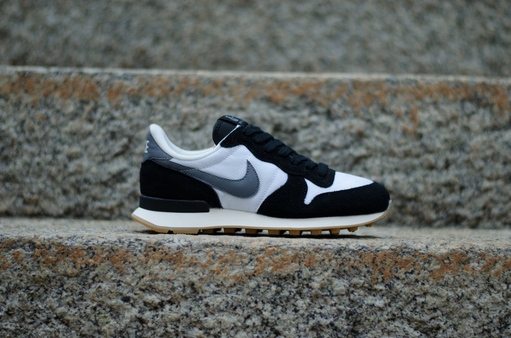 Nike Women's Internationalist Black/White 828407-003