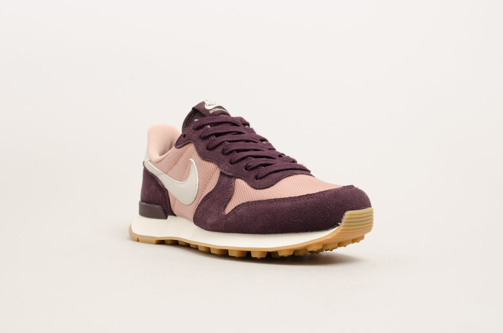 Nike Women's Internationalist Particle Pink/Port Wine 828407-608