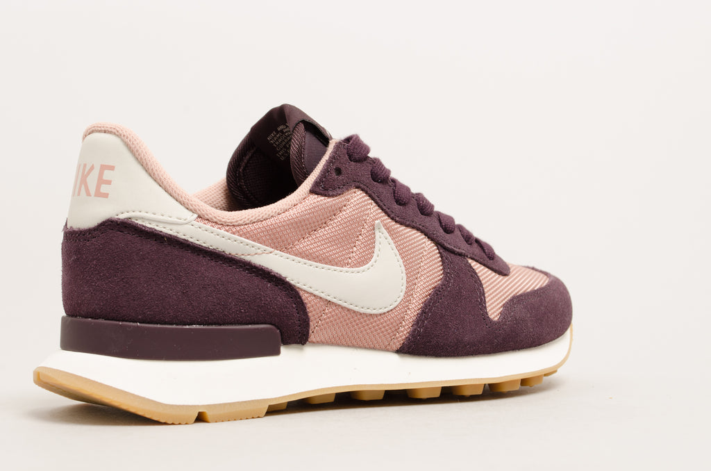 Nike Women's Internationalist Particle Pink/Port Wine 828407-608