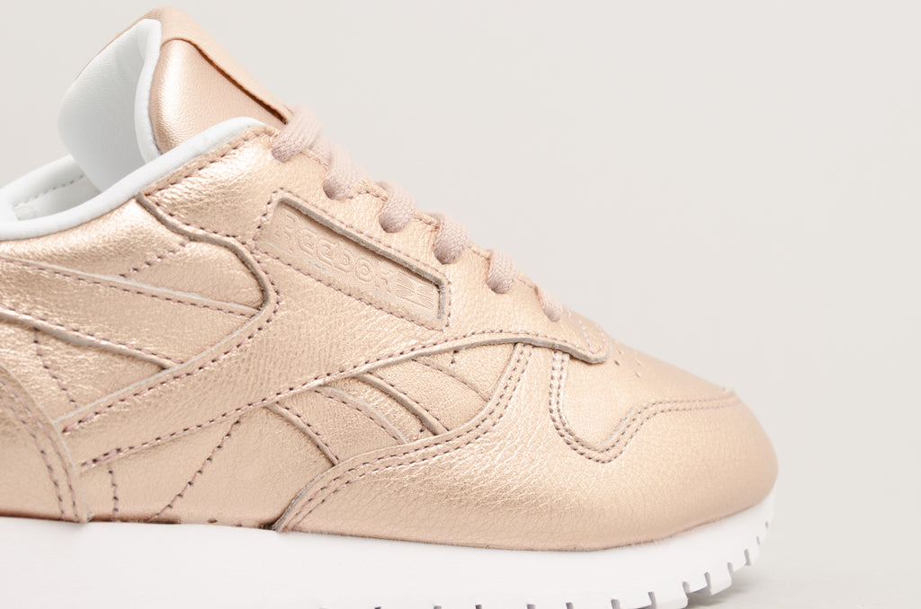 Reebok Classic Melted Metal Pearl Met Peach Rose Gold BS7897