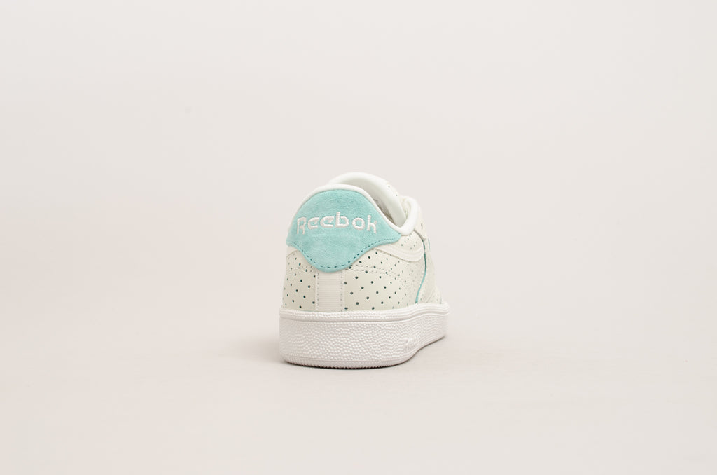 Reebok Club C 85 Popped Perforated ( Chalk / Turquoise ) CM9277