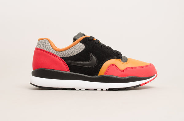 Sevensneakerstore.com Nike Air Safari SE SP19 ( University Red / Black / Monarch / Cobblestone )BQ8418-600