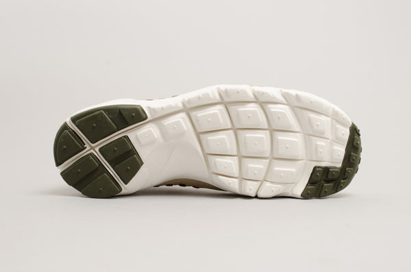 footscape woven flyknit