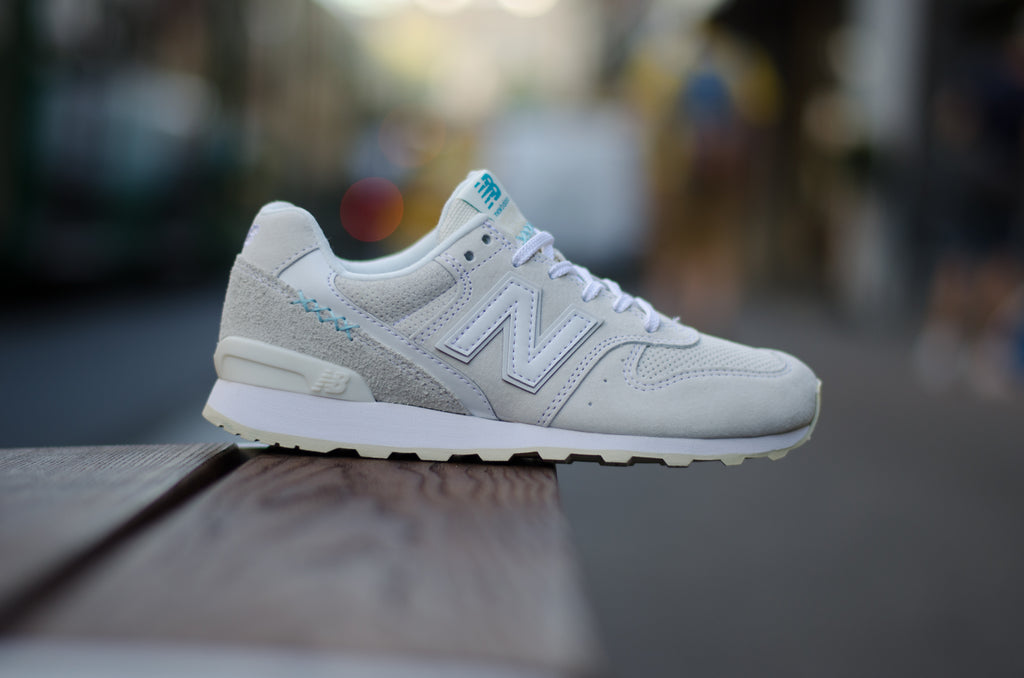 New Balance 996 129 CHF – Seven Sneaker Store