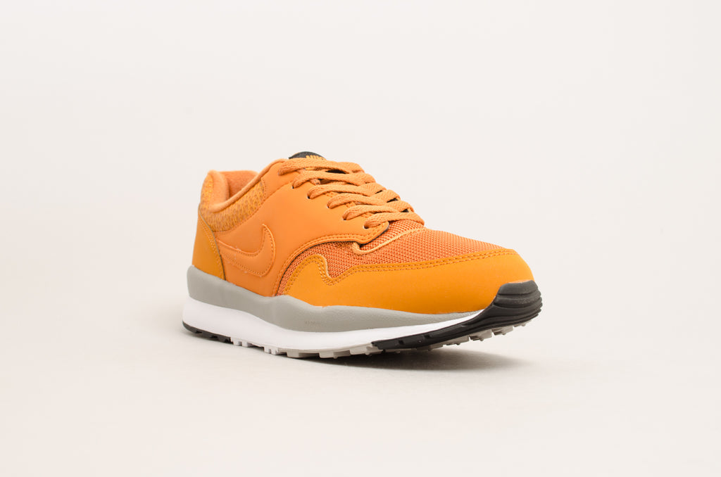 Nike Air Safari 129 CHF – Seven Sneaker Store