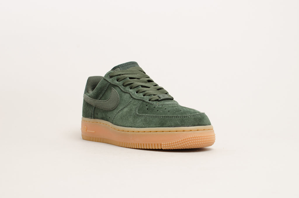 Nike Women's Air Force 1 '07 Special Edition Outdoor Green/Brown Gum AA0287-300