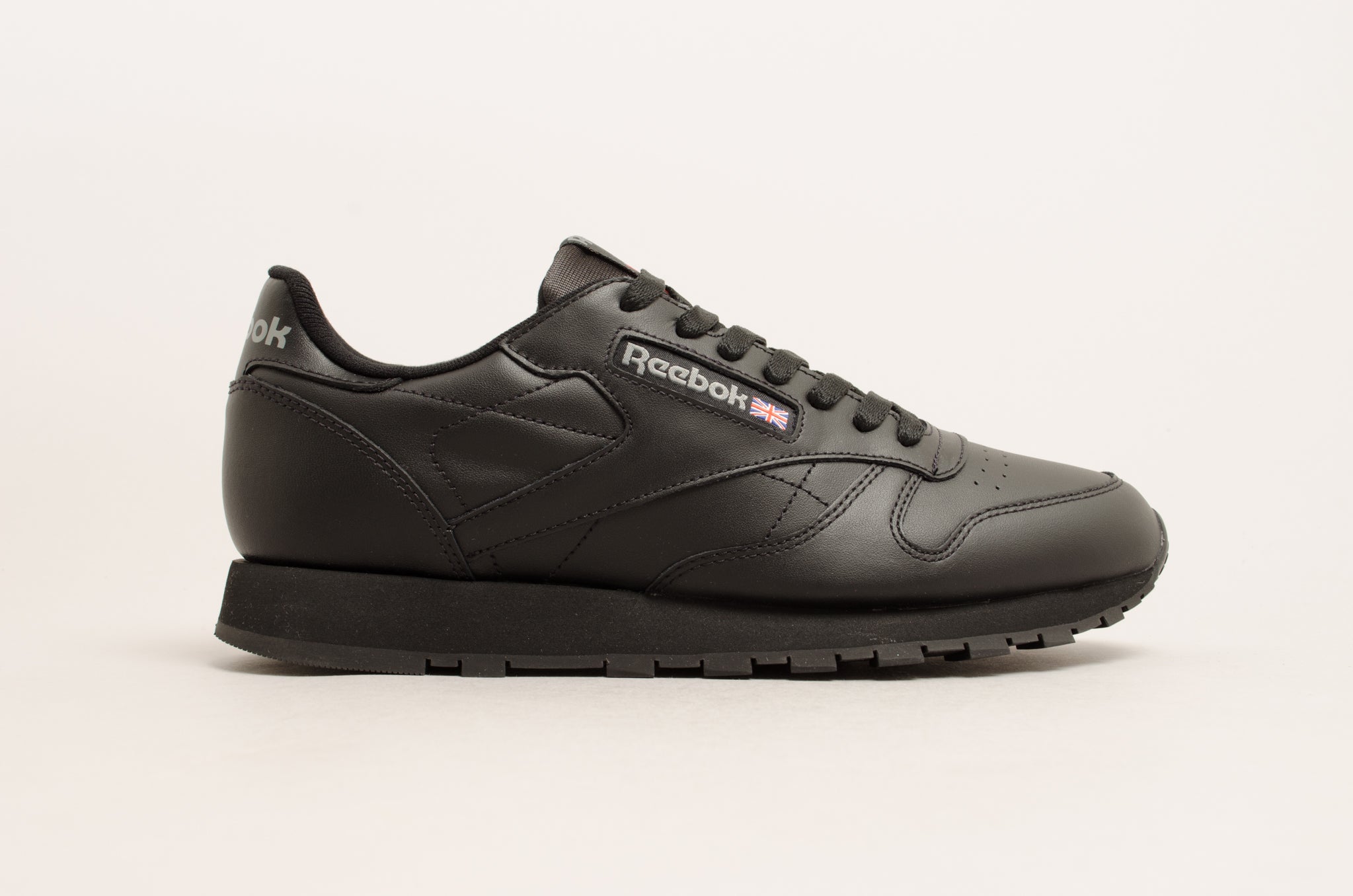 Reebok Classic Leather | 110 CHF – Seven Sneaker Store